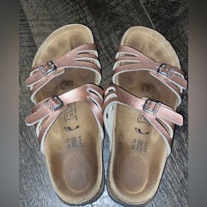 Rose gold Birkenstock sandals not worn a whole lot 💕
